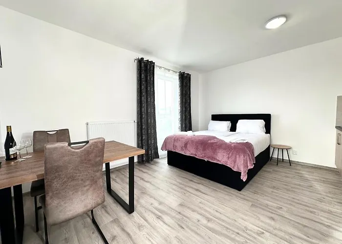 Sky Apartments 503